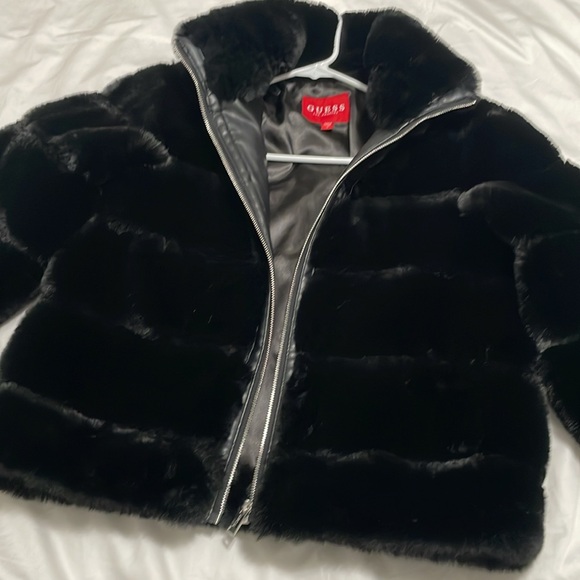 GUESS Black FauxFur Coat, Brand new - Picture 3 of 6